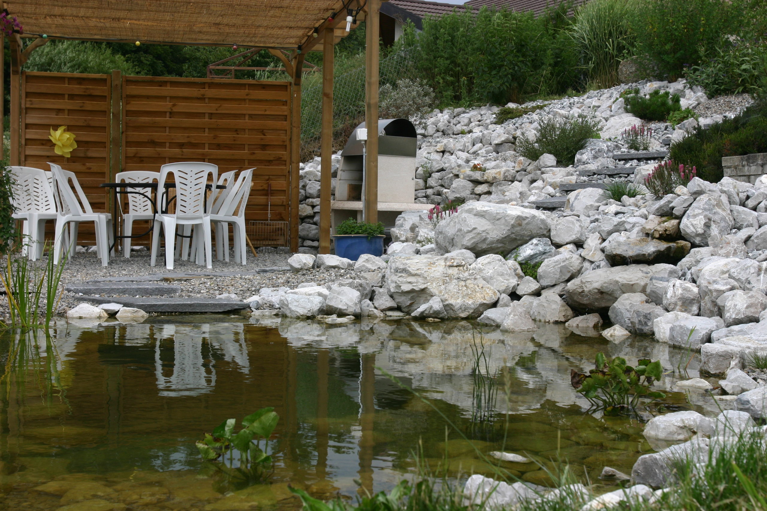 Nos réalisations etang avec rocaille (7)